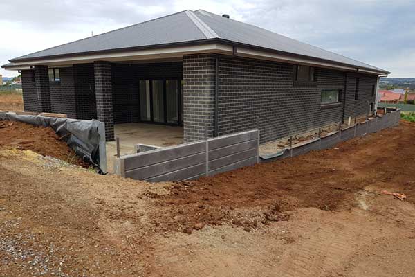 Retain SA retaining walls concrete walls Adelaide South Australia