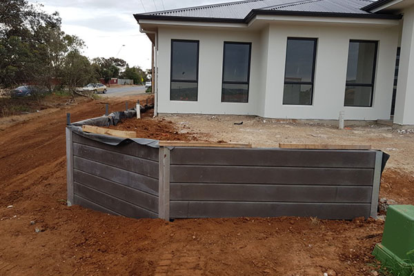 Retain SA retaining walls concrete walls Adelaide South Australia